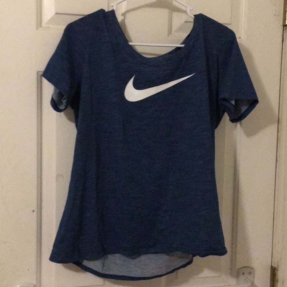 nike tee